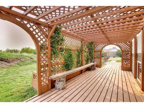 255046 Rge Rd 250, Rural Wheatland County, AB - Outdoor With Deck Patio Veranda