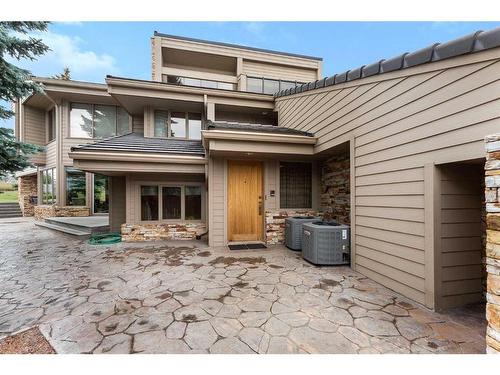 59 Bel-Aire Place Sw, Calgary, AB - Outdoor
