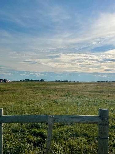 Ne 16 24 24 W4 Range Road 243, Rural Wheatland County, AB 