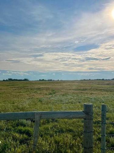 Ne 16 24 24 W4 Range Road 243, Rural Wheatland County, AB 