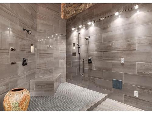 370120 176 Street West, Rural Foothills County, AB - Indoor Photo Showing Bathroom