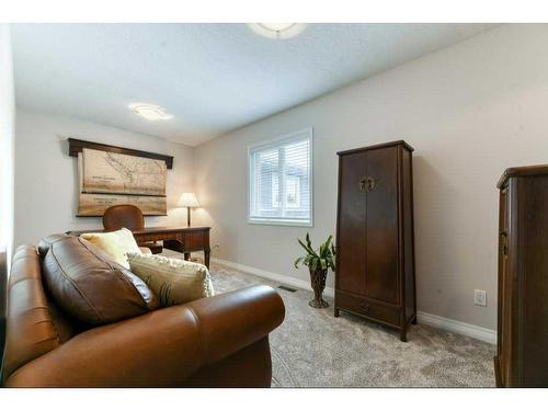 692 West Chestermere Drive, Chestermere, AB - Indoor