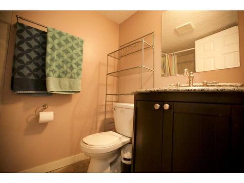 1-1905 11 Avenue Sw, Calgary, AB - Indoor Photo Showing Bathroom