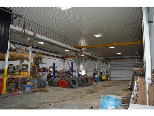 215012 Rr 254, Mossleigh, AB - Indoor Photo Showing Garage