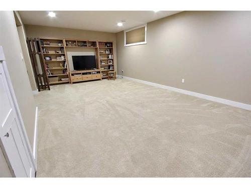 6103 20 Street Close, Lloydminster, AB - Indoor