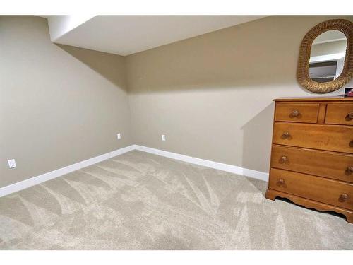 6103 20 Street Close, Lloydminster, AB - Indoor Photo Showing Other Room