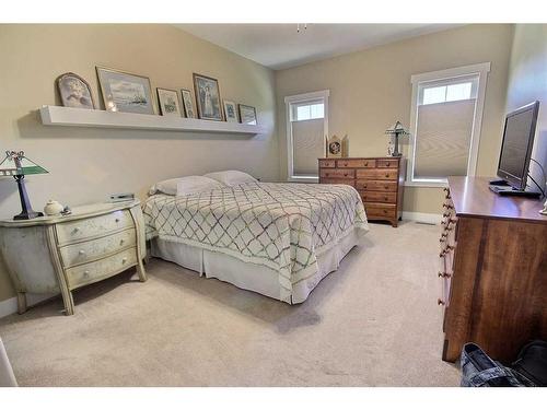 6103 20 Street Close, Lloydminster, AB - Indoor Photo Showing Bedroom