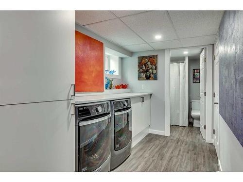 2816 14 Street Sw, Calgary, AB - Indoor Photo Showing Laundry Room