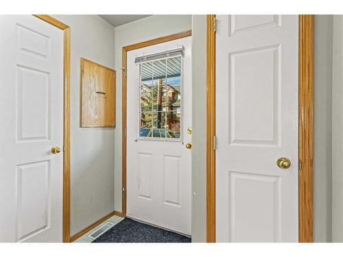 107-828 6Th Street, Canmore, AB - Indoor Photo Showing Other Room