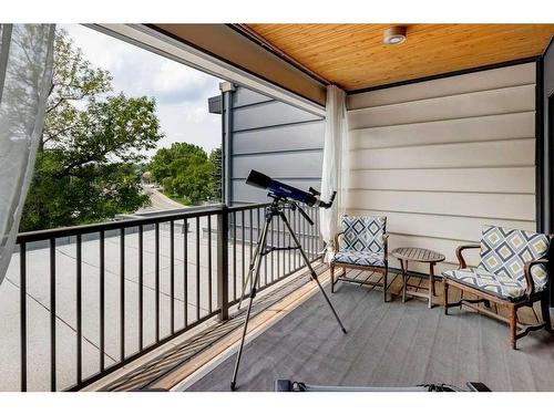 456 13 Street Nw, Calgary, AB - Outdoor With Exterior
