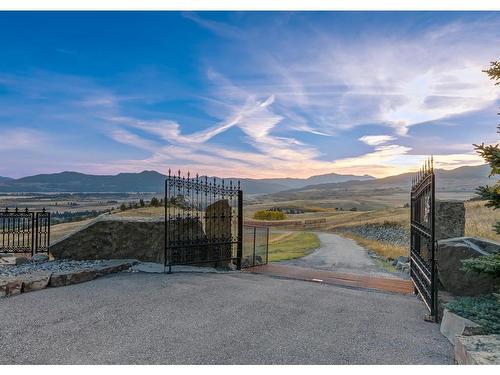 2322 Highway 3, Lundbreck, AB - Outdoor With View