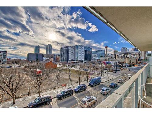 206-560 6 Avenue Se, Calgary, AB - Outdoor With Balcony With View