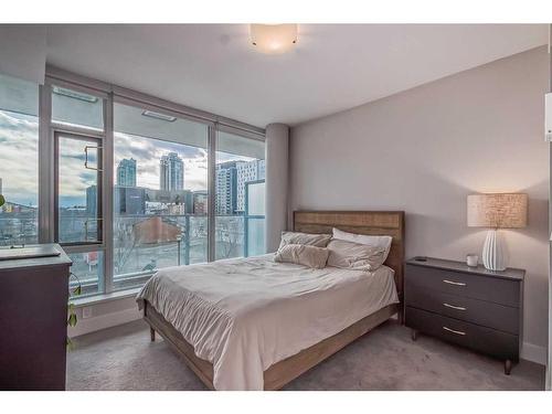 206-560 6 Avenue Se, Calgary, AB - Indoor Photo Showing Bedroom
