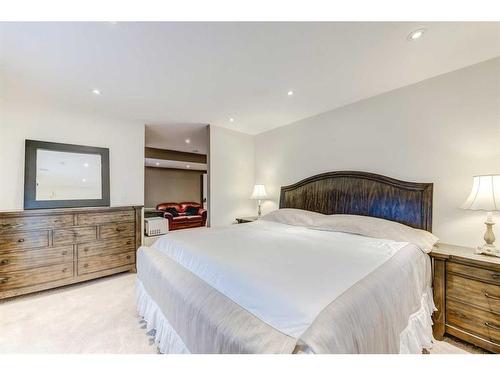 16 Silver Creek Place Nw, Calgary, AB - Indoor Photo Showing Bedroom