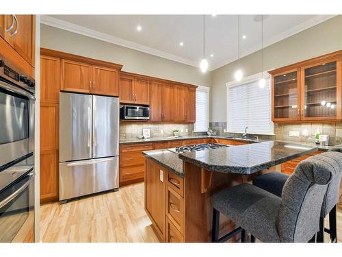 3801 5 Street Sw, Calgary, AB - Indoor Photo Showing Kitchen