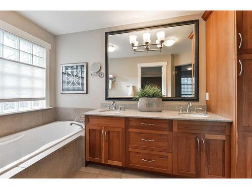 3801 5 Street Sw, Calgary, AB - Indoor Photo Showing Bathroom