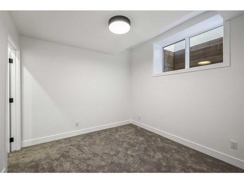 1608 18 Avenue Nw, Calgary, AB - Indoor Photo Showing Other Room