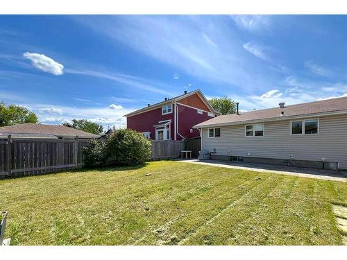 116 Rowan Street, Fort Mcmurray, AB - Outdoor With Exterior