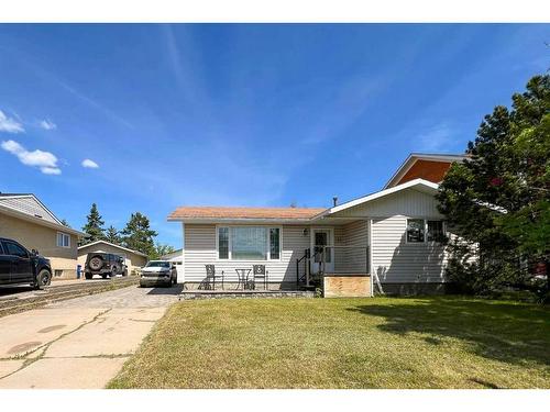 116 Rowan Street, Fort Mcmurray, AB - Outdoor With Deck Patio Veranda