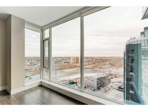1505-519 Riverfront Avenue Se, Calgary, AB - Indoor Photo Showing Other Room