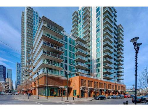 1505-519 Riverfront Avenue Se, Calgary, AB - Outdoor With Balcony With Facade