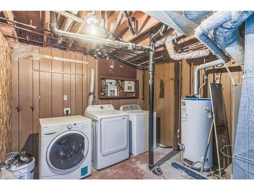 220008 Township Rd 291 Se, Rural Kneehill County, AB - Indoor Photo Showing Laundry Room