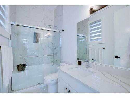 319 Grange Lane, Rural Rocky View County, AB - Indoor Photo Showing Bathroom