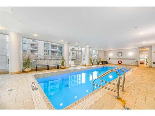 601-837 2 Avenue Sw, Calgary, AB - Indoor Photo Showing Other Room With In Ground Pool