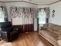 35468 Range Road, Rural Red Deer County, AB  - Indoor Photo Showing Living Room 