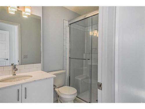254-301 Redstone Boulevard Ne, Calgary, AB - Indoor Photo Showing Bathroom