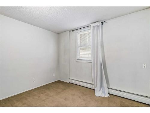 108-510 58 Avenue Sw, Calgary, AB - Indoor Photo Showing Other Room