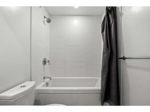 1506-1500 7 Street Sw, Calgary, AB - Indoor Photo Showing Bathroom