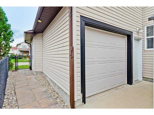 140 West Creek Glen, Chestermere, AB - Outdoor With Exterior