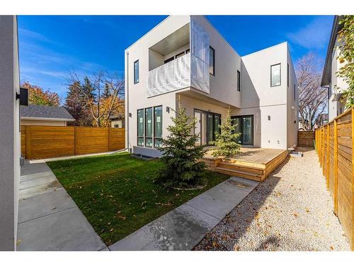 517 28 Avenue Nw, Calgary, AB - Outdoor With Balcony