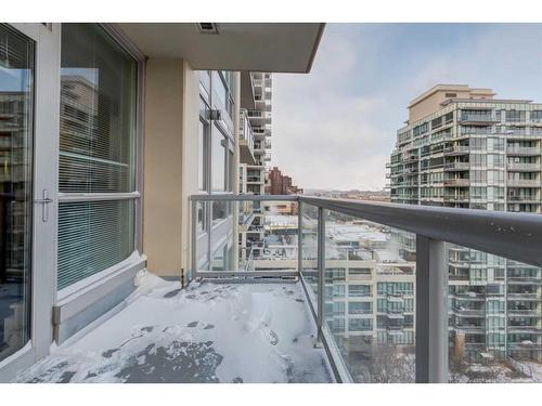 1112-222 Riverfront Avenue Sw, Calgary, AB - Outdoor