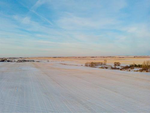 W4R26T25S16Qne Range Road 264 Range, Rural Wheatland County, AB 