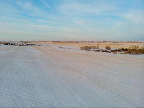 W4R26T25S16Qne Range Road 264 Range, Rural Wheatland County, AB 