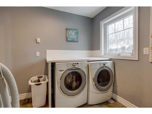 38013 Range Road 275, Rural Red Deer County, AB - Indoor Photo Showing Laundry Room