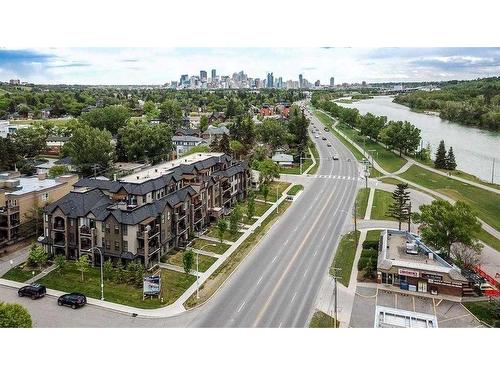 205-3320 3 Avenue Nw, Calgary, AB - Outdoor With View