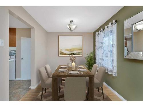 4119 49A Avenue, Innisfail, AB - Indoor Photo Showing Dining Room