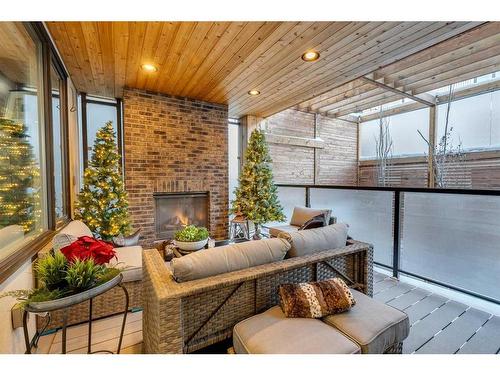 824 Durham Avenue Sw, Calgary, AB - Outdoor With Deck Patio Veranda With Exterior