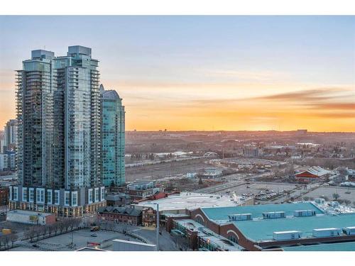 2304-1410 1 Street Se, Calgary, AB - Outdoor With View