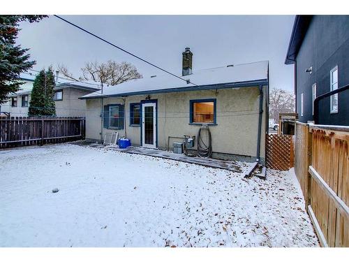 426 22 Avenue Ne, Calgary, AB - Outdoor With Exterior