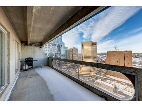 2906-221 6 Avenue Se, Calgary, AB - Outdoor With Balcony With Exterior