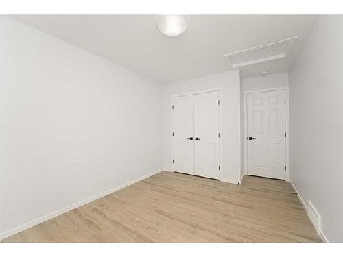 25 Cityline Gate Ne, Calgary, AB - Indoor Photo Showing Other Room