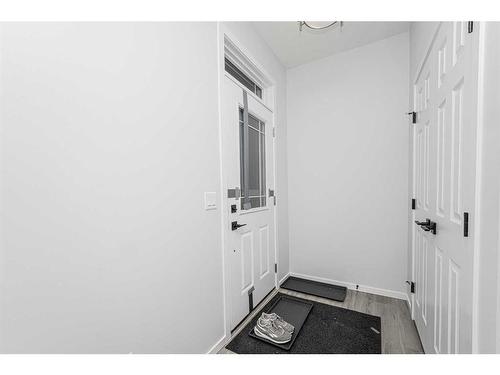 25 Cityline Gate Ne, Calgary, AB - Indoor Photo Showing Other Room