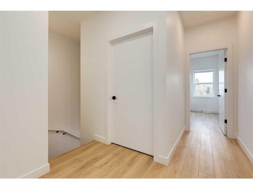 2925 12 Avenue Sw, Calgary, AB - Indoor Photo Showing Other Room