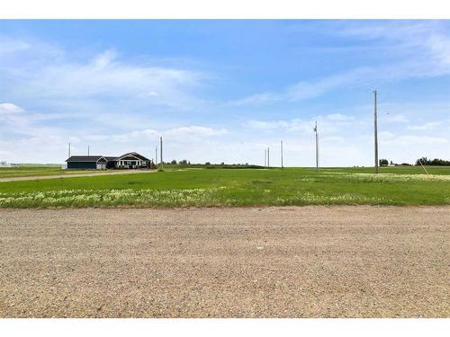 100 Mcgregor Close, Milo, AB 