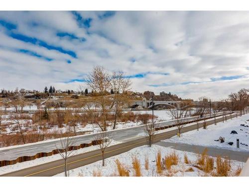 202-88 Waterfront Mews Sw, Calgary, AB - Outdoor With View