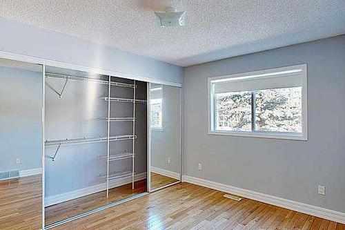 221 49 Avenue West, Claresholm, AB - Indoor Photo Showing Other Room
